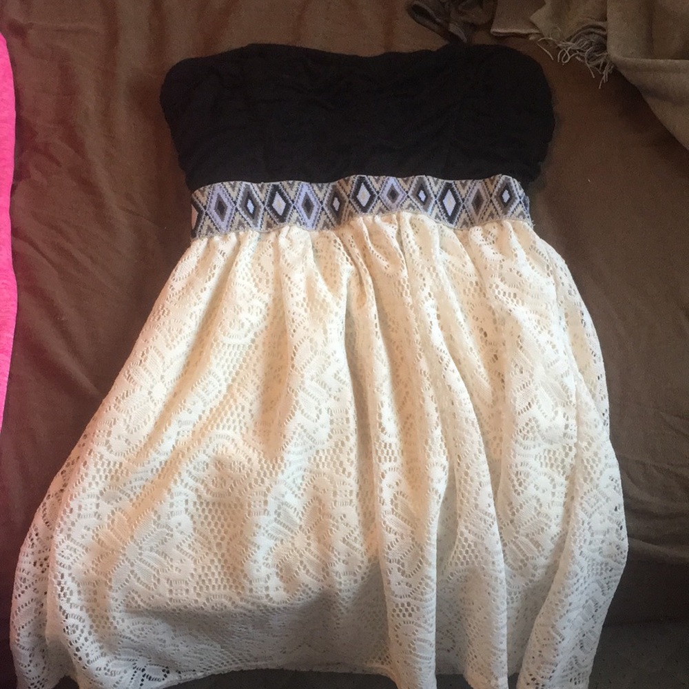 Strapless dress